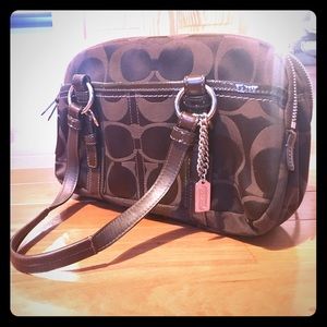 ✨AUTHENTIC ✨ Coach Monogram Satchel