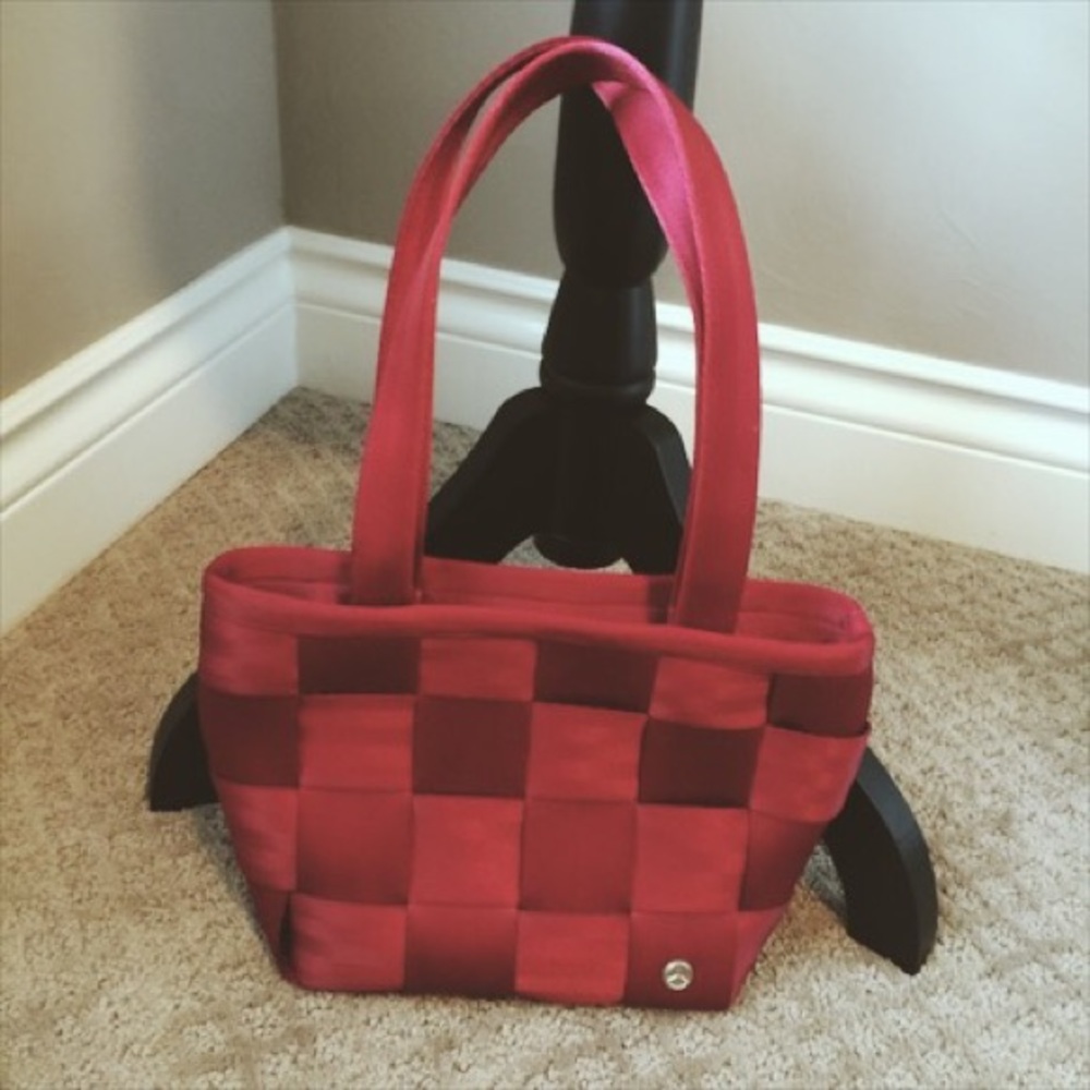 Red Mercedes Benz seatbelt bag