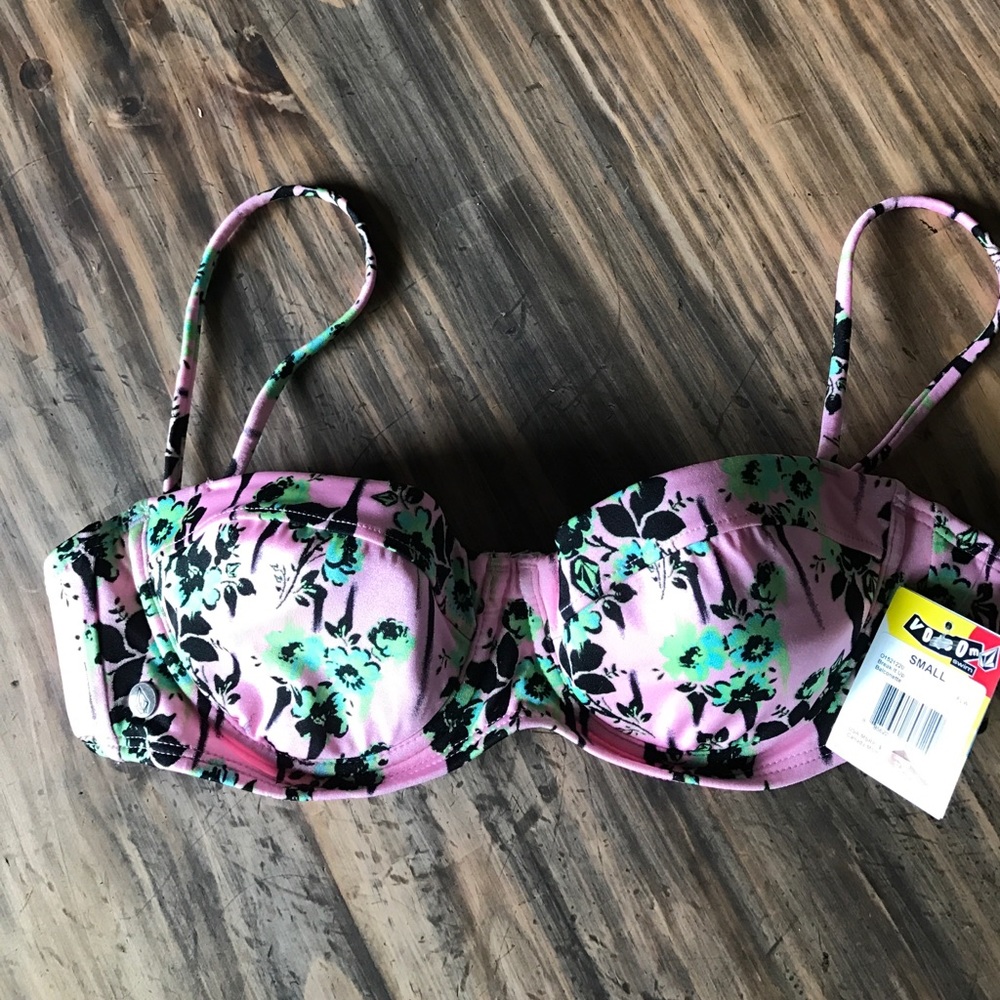 💋SALE💋 NWT Volcom floral bustier top