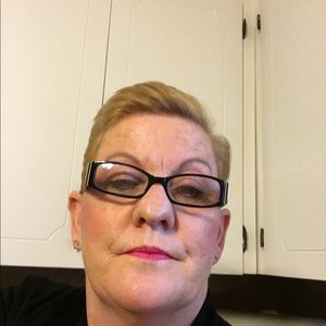 Meet your Posher, Tina