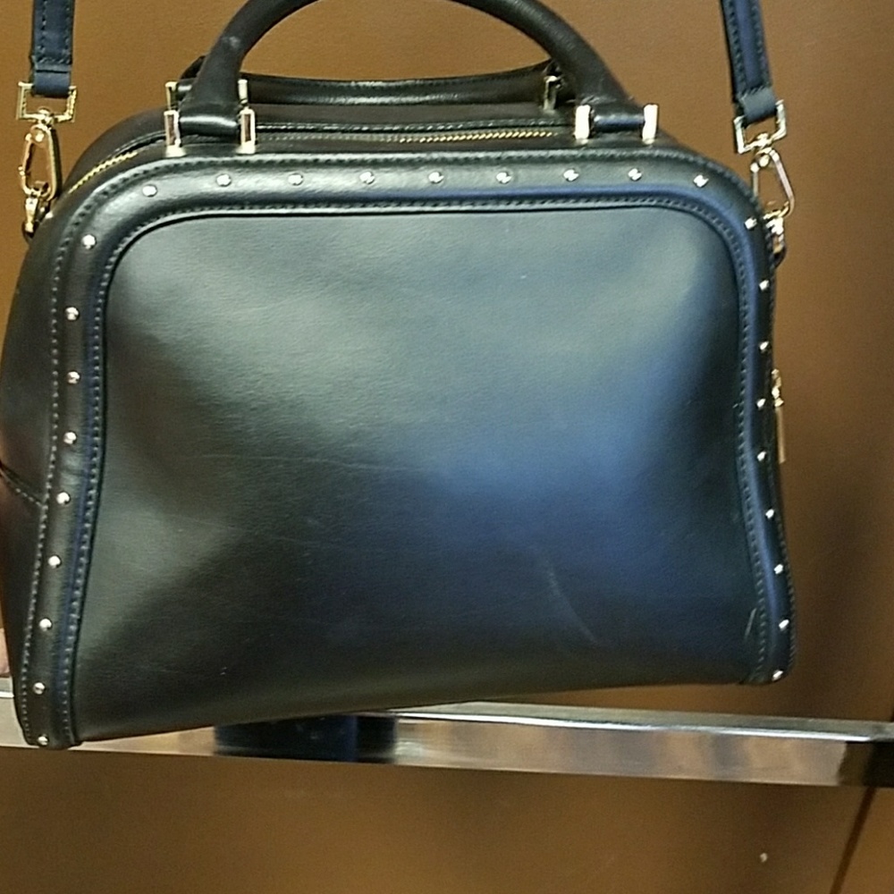 SOLD Black Kate Spade Crossbody - Picture 4 of 7