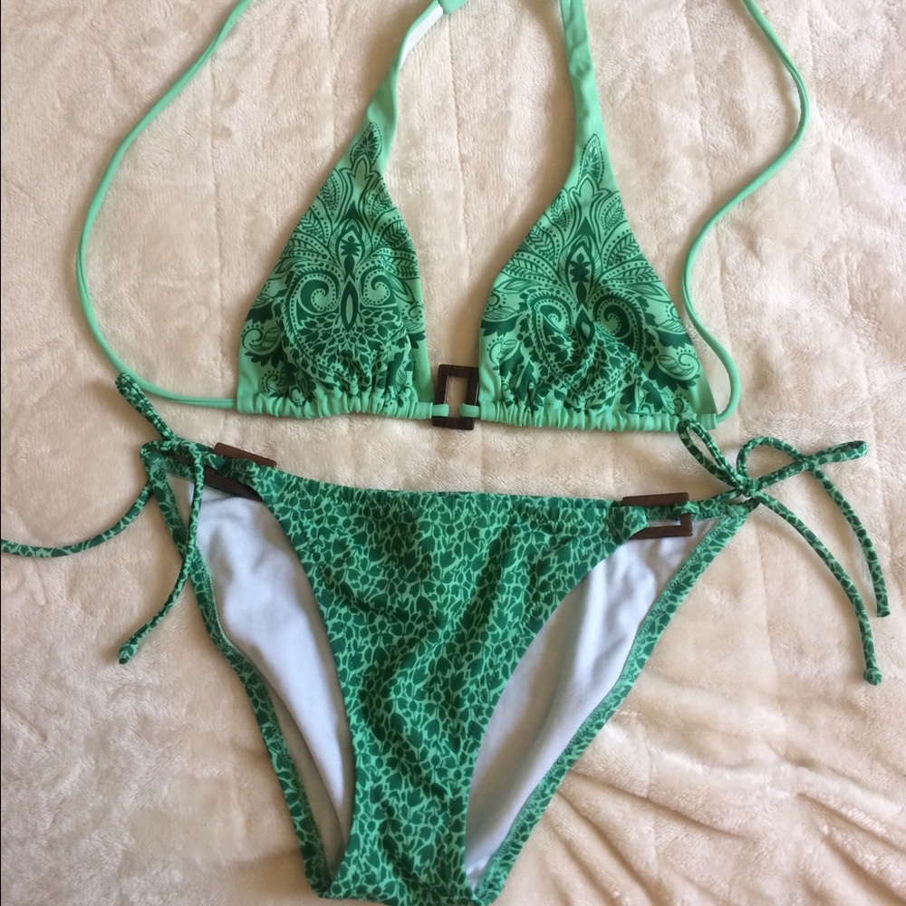 Victoria's Secret Teal green bikini size Small 🌸