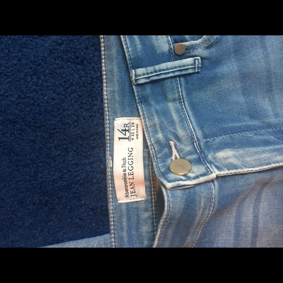 Abercrombie Jean legging - Picture 3 of 3