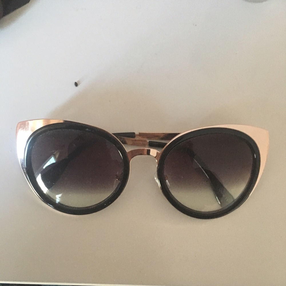 Sunglasses! Black and gold