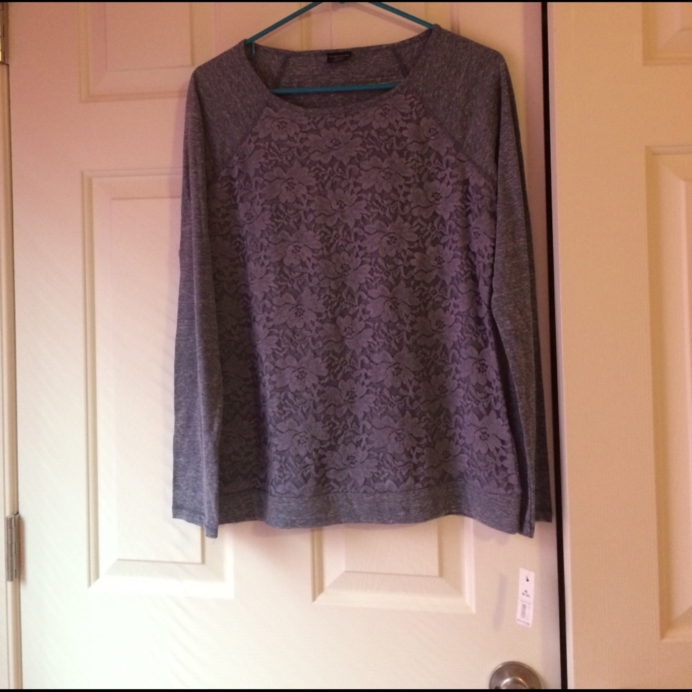 Lace Front Long Sleeve - Picture 2 of 3