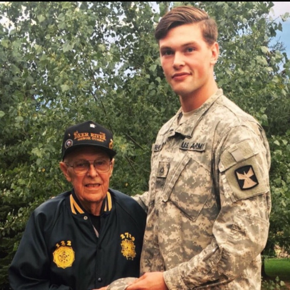 Meet your Posher, Cole