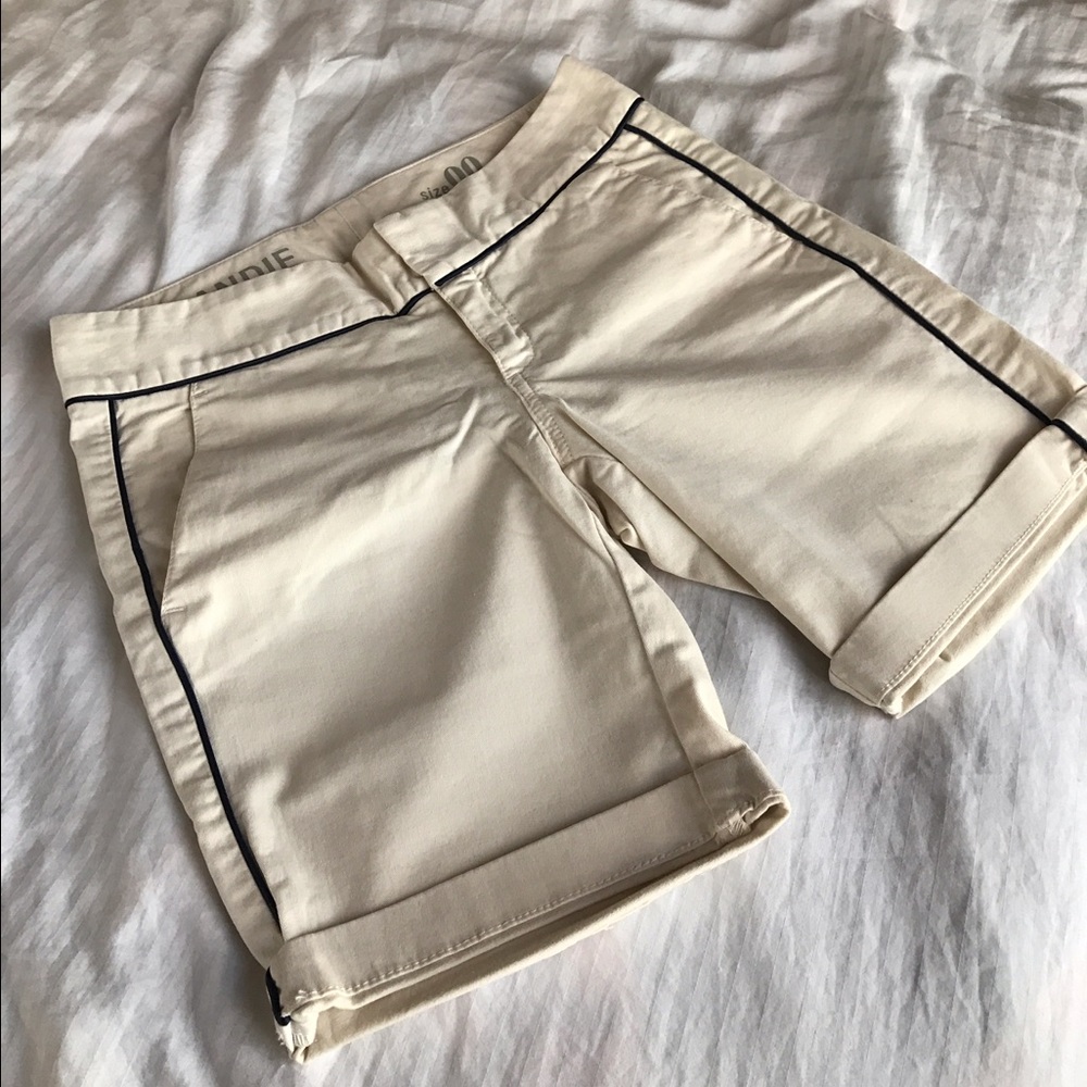 J.Crew Andie Shorts - Ecru/Cream w/ Navy
