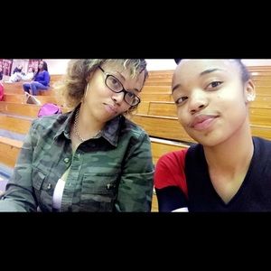 Meet your Posher, Nakya