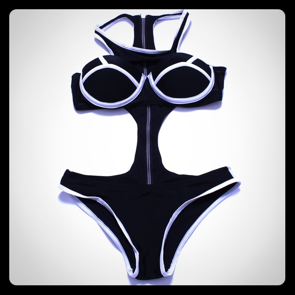 Retro Push Up Bathing Suit NWT - Picture 1 of 2