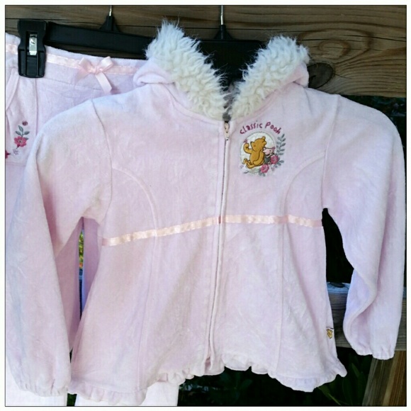 Winnie the Pooh Velour Set, soft Pink - Picture 2 of 3