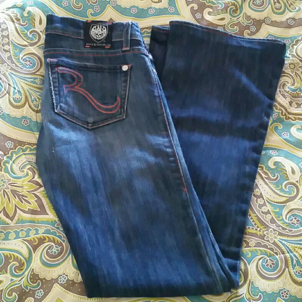 💞Rock & Republic Jeans with pink stitching
