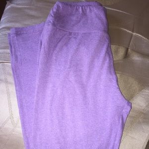 Lula Roe one size leggings.
