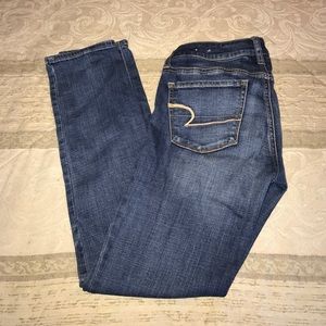 Women's American Eagle Skinny Jeans 2 Short