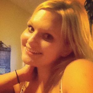 Meet your Posher, Holly