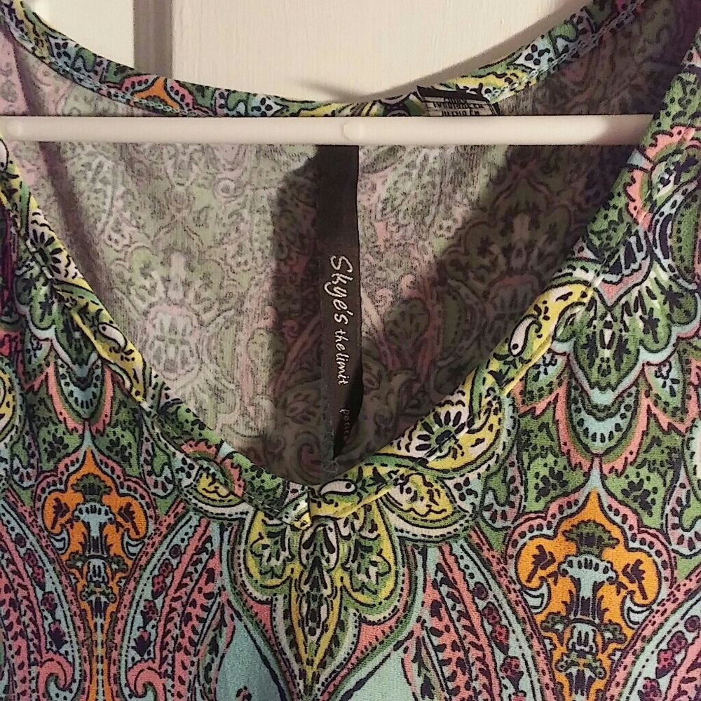 Dress - Picture 2 of 4