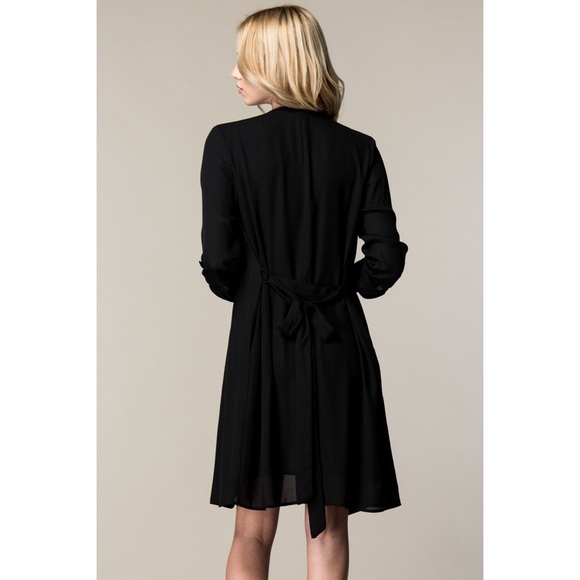 LAST 2 || Light Roll up black trench coat - Picture 4 of 4