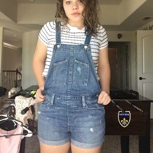 Trendy Levi's denim overall shorts