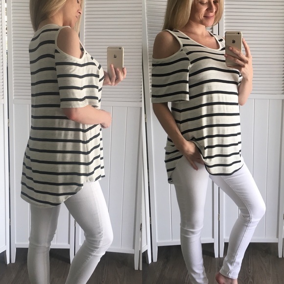 SOLD OUT - Picture 3 of 4