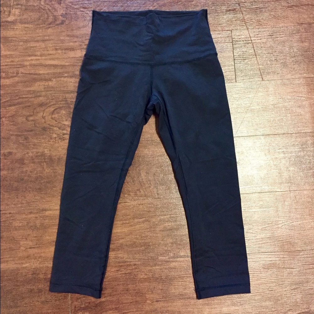 Lululemon Wunder Under Crop Leggings (Hi-Rise)