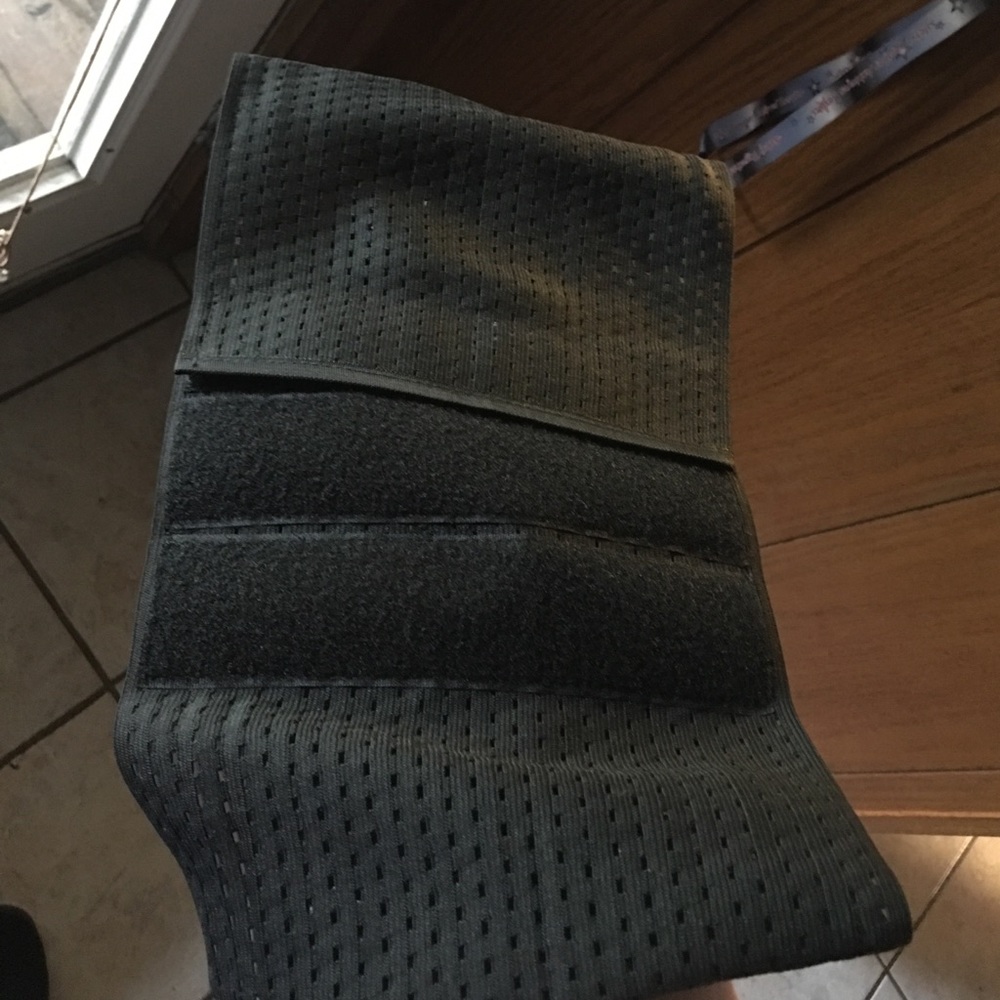 Waist trainer