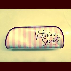 BRAND NEW!  Victoria's Secret cosmetic bag.
