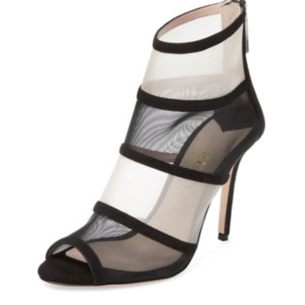 Aperlai
Peep-Toe Mesh & Leather Bootie