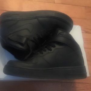 Nike Air Force 1 Mid