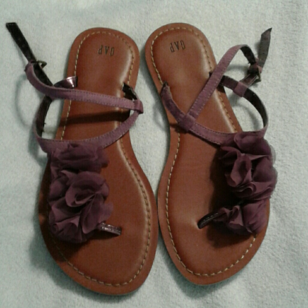 Gap Sandals Size 10