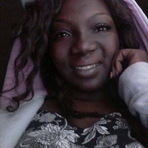 Meet your Posher, Alexis