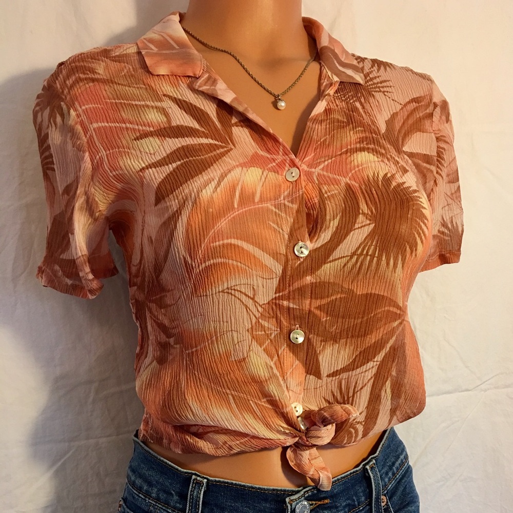 Tommy Bahama 100% crinkle silk sheer blouse