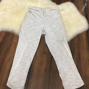 LULULEMON Pace Rival Crop gray mesh
