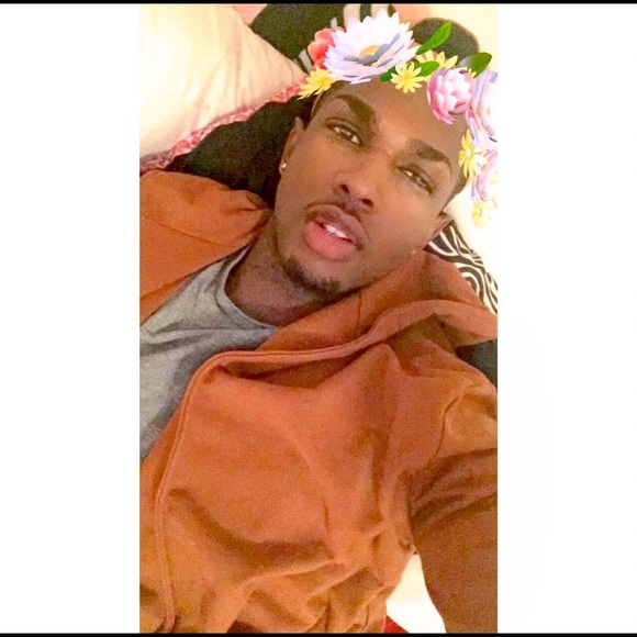 Meet your Posher, Kirk - Picture 1 of 1