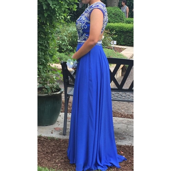 Prom Dress - Picture 3 of 5