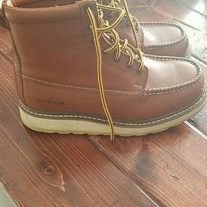 Men's leather DieHard boots, size 9EE