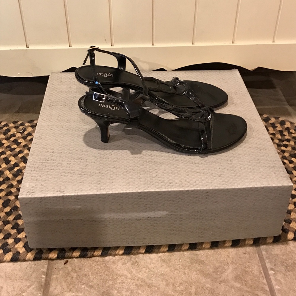 Size 10 black heels