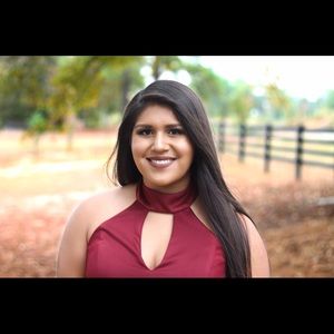 Meet your Posher, Alexandra