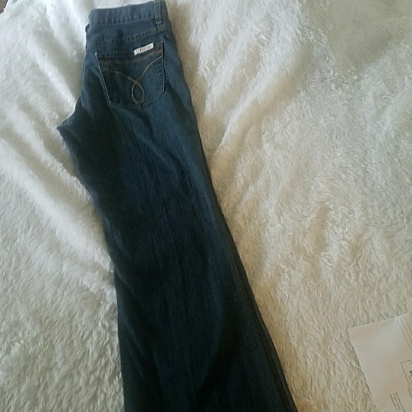 calvin Klein jeans like new size 10  boot cut. - Picture 1 of 2