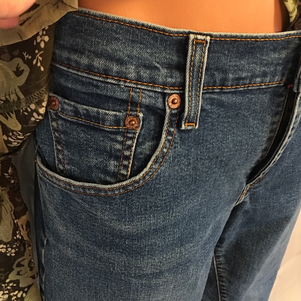 Classic Levi's 550 jeans