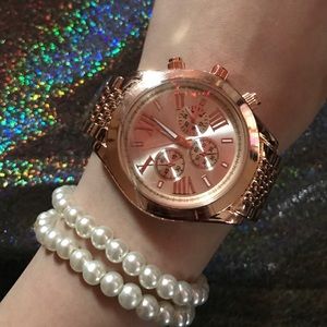 Fancy Gold Sleek Watch