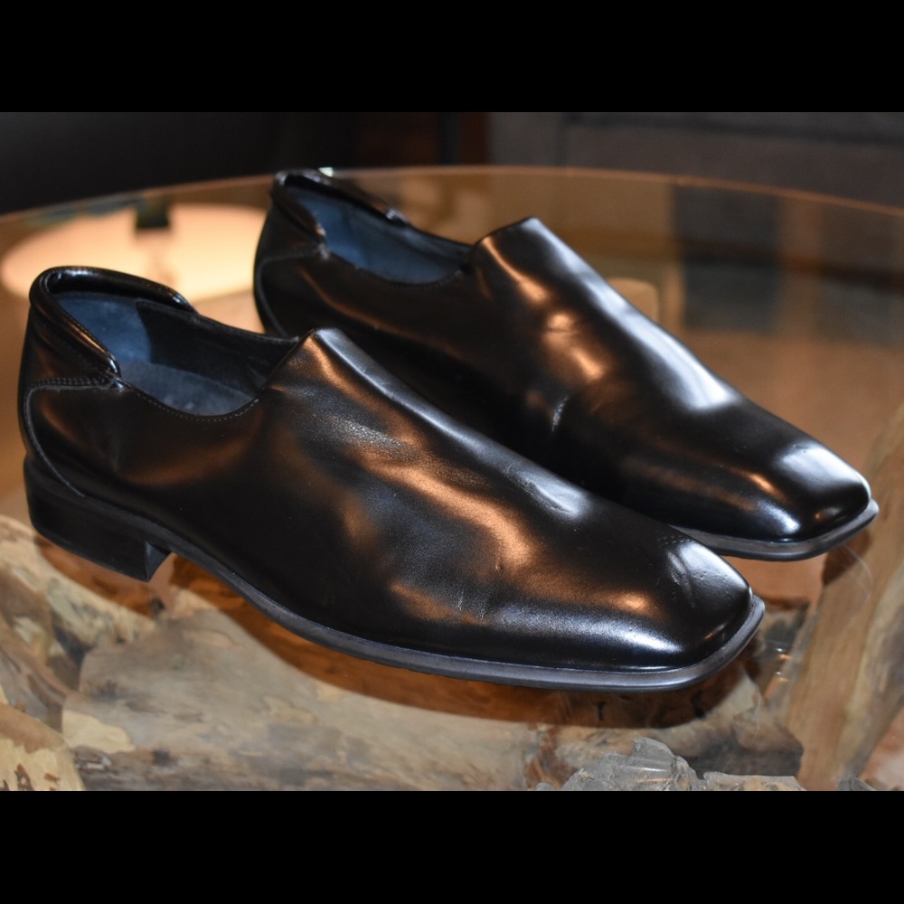 Donald J. Pliner Rex 30 Size 10
