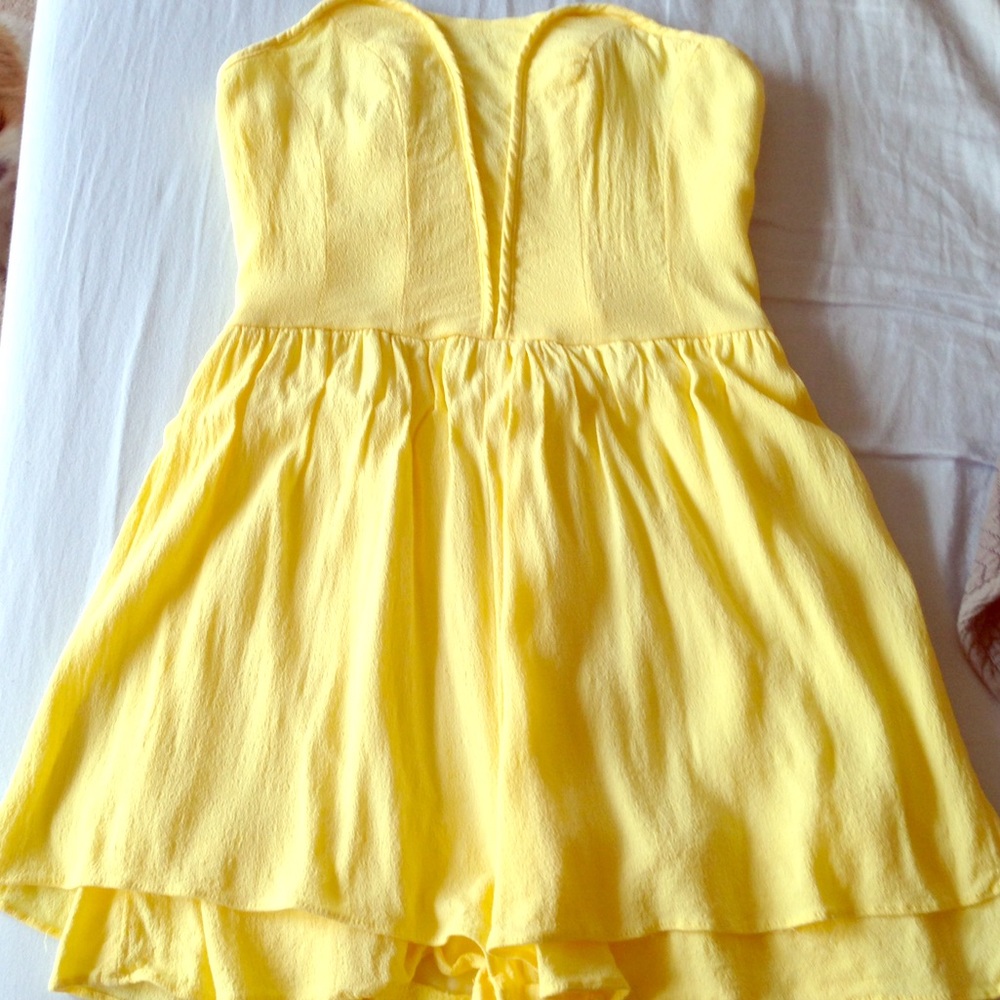 Tobi strapless yellow romper