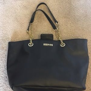 Kenneth Cole black shoulder bag with gold chains