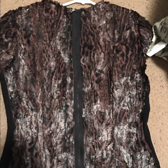 Bcbg leopard top - Picture 2 of 3