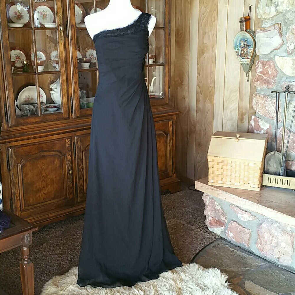 Belsoie by Jasmine black evening dress Size 10