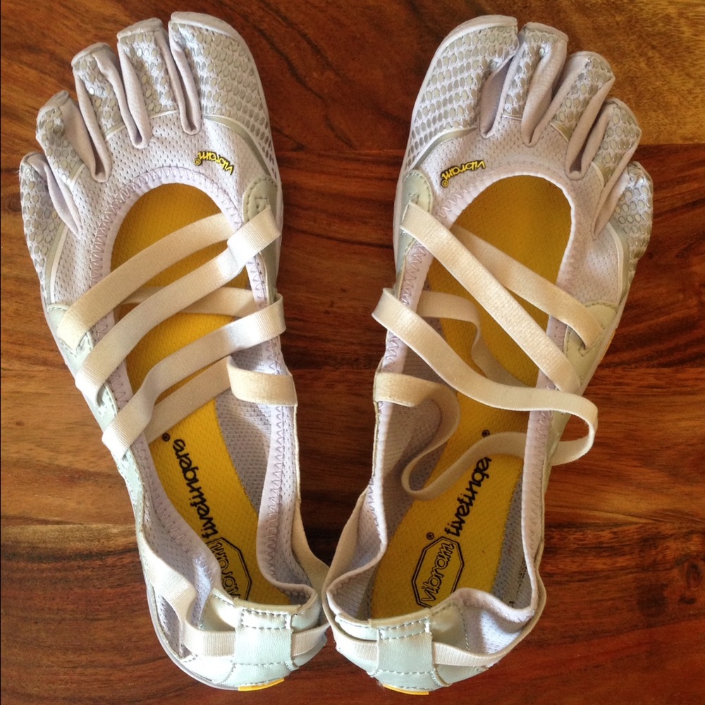Vibram toe shoes