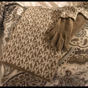 Micheal Kors scarf and gloves set! -like new!