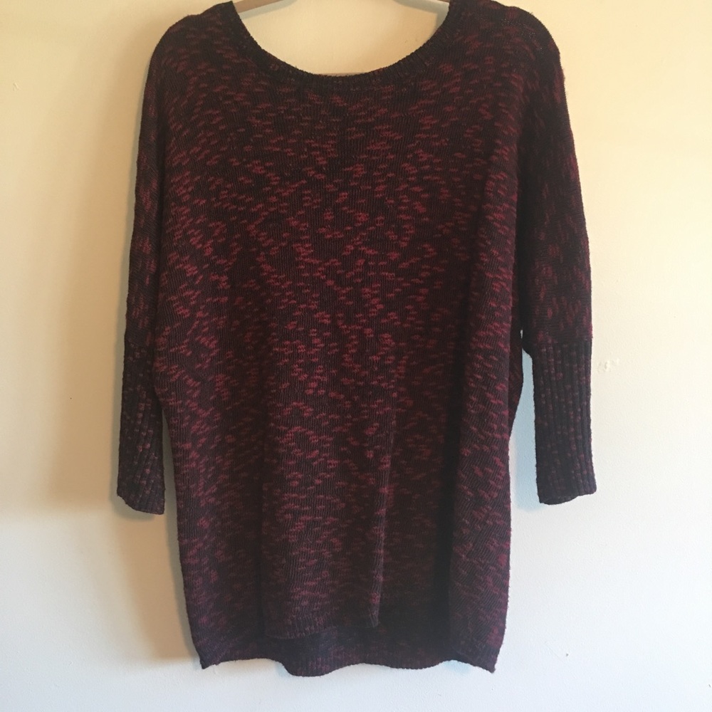 Oversized red and black sweater✨