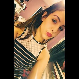 Meet your Posher, Alyssa