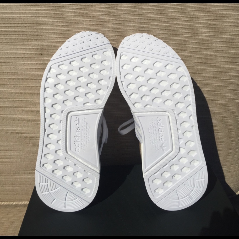 Adidas NMD R1 - Picture 3 of 4