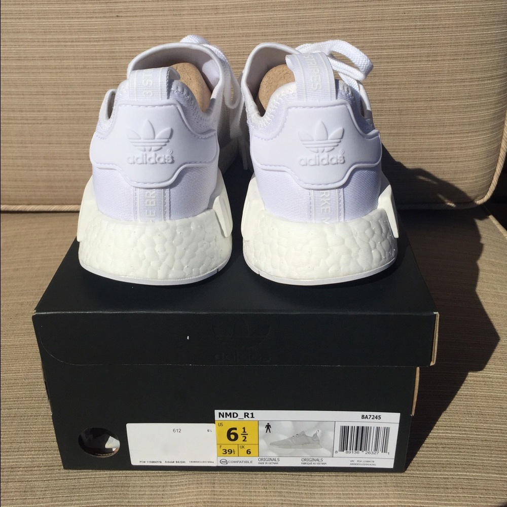Adidas NMD R1 - Picture 4 of 4